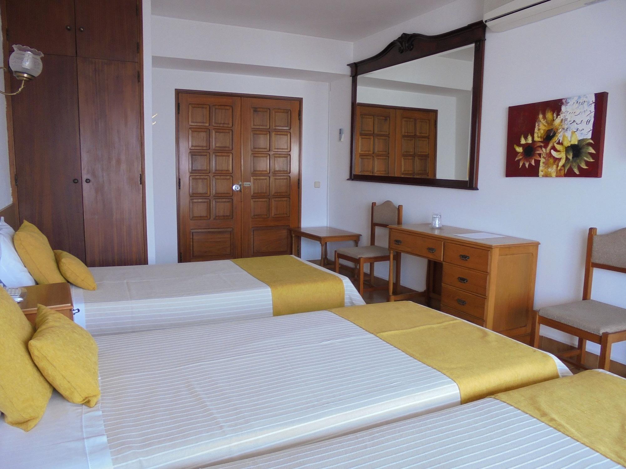 Boutique Hotel Marina S. Roque Lagos Exteriér fotografie